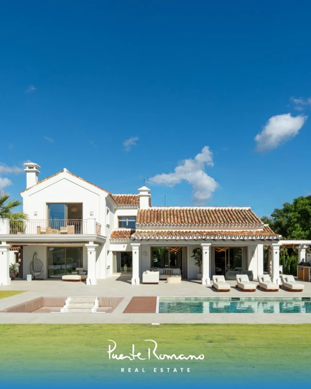 A beautifully renovated Andalusian villa in El Rosario, blending traditional charm with modern interiors and generous space throughout.Asking price: €4,495,000❈ 805 m² total built area with 60 m² of terraces❈ 1,509 m² south-facing private plot❈ Five bedrooms, six bathrooms plus separate office❈ Private pool and garden with covered terrace and outdoor kitchen❈ Central Andalusian patio and living room with original wooden beams❈ Over 300 m² of additional basement and garage space❈ Master suite with private terrace and sea and mountain viewsEnergy Rating: Consumption: C / Emissions: CLocation: El Rosario, Marbella EastReference: 16771More information: prre.link/16771Contact us to arrange a viewing.#PuenteRomanoRealEstate #ElRosarioMarbella #MarbellaRealEstate